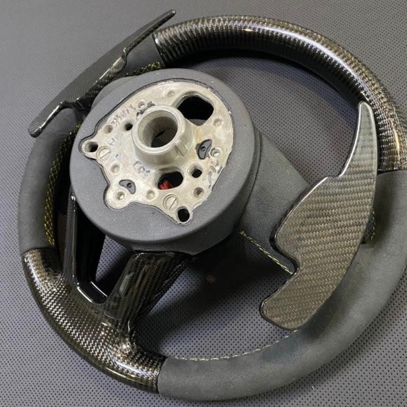 Ламинация, или декоративная обтяжка деталей углетканью (карбоном) Ламинация, или декоративная обтяжка деталей углетканью (карбоном)